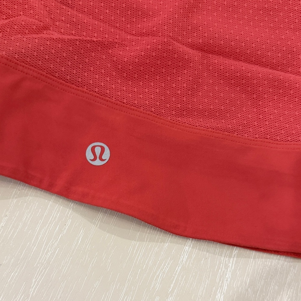 Lululemon Sleeveless Top Size 10 - Picture 4 of 4